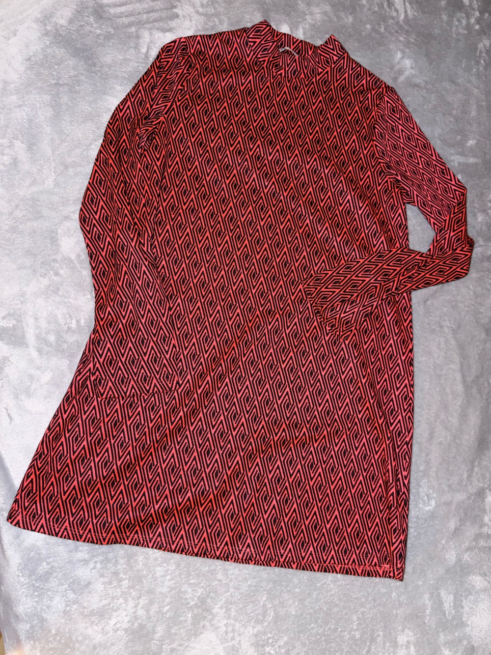 Zara Pink and Black Geometric Tunic Top